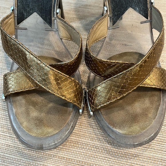 Michael Kors heels - Picture 2 of 7